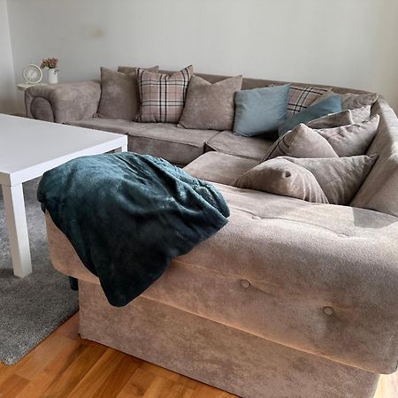 Centrally Located 1Br Apt Near Edg Cricket, University Of Bham, Priory Hospital & Cannon Hill Park バーミンガム エクステリア 写真