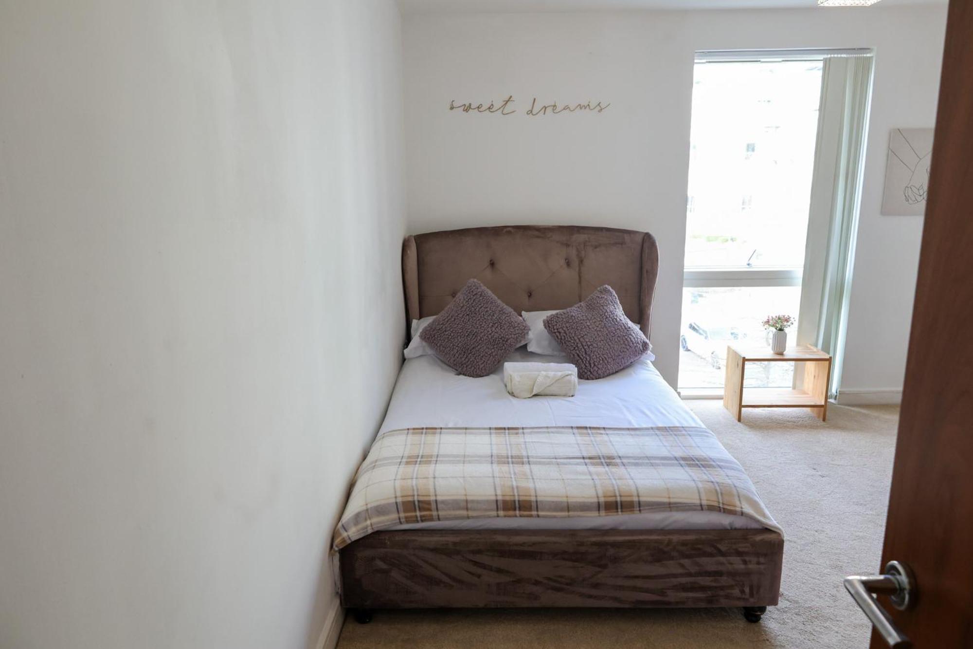 Centrally Located 1Br Apt Near Edg Cricket, University Of Bham, Priory Hospital & Cannon Hill Park バーミンガム エクステリア 写真